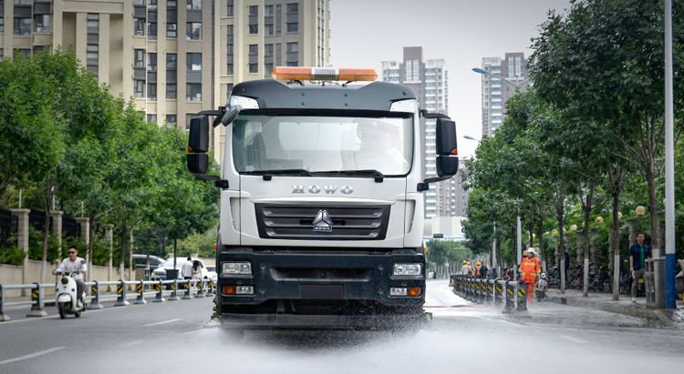 Sinotruck Howo Water Tanker gallery 3