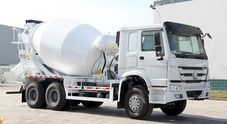 Howo 7 Mixer Truck 6X4 gallery 2