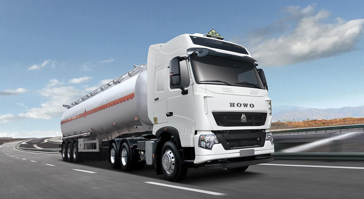 Howo T7 6X4 Tractor Truck gallery 3