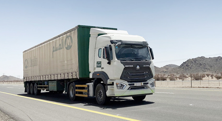 Howo N 4X2 Tractor Truck gallery 5